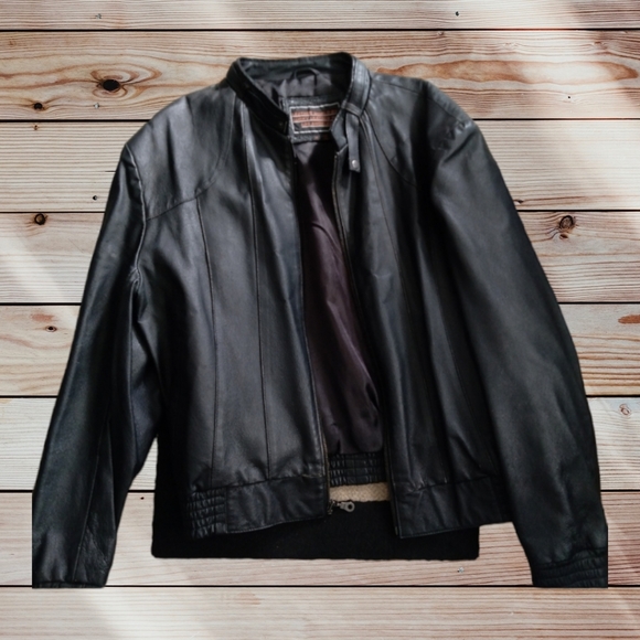 Leather world by lucky leather motorcycle medium - Picture 1 of 5